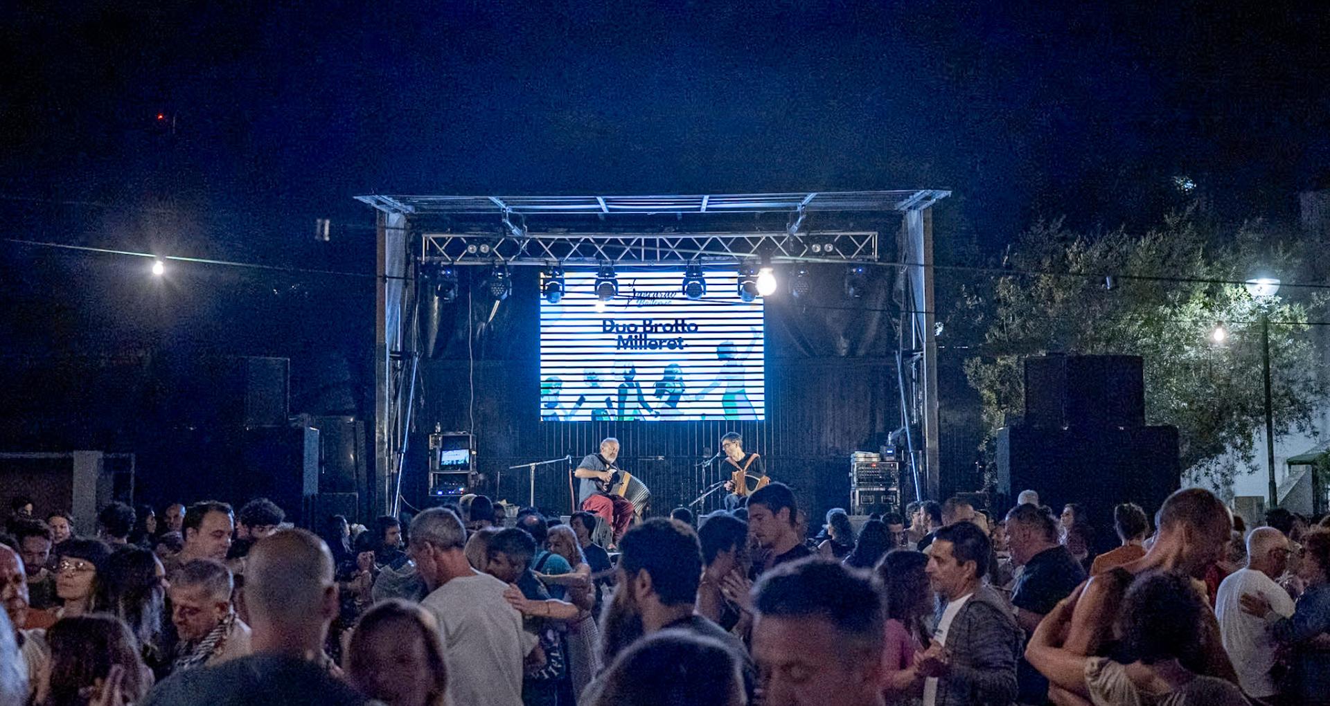 Festival de danças do mundo - Dançarão