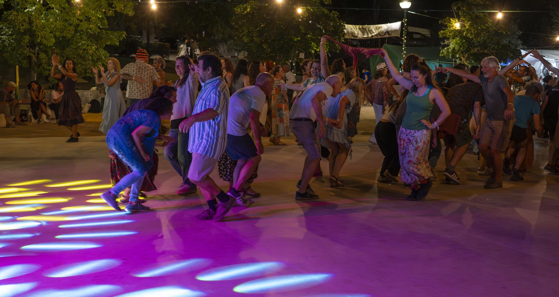 Festival de danças do mundo - Dançarão